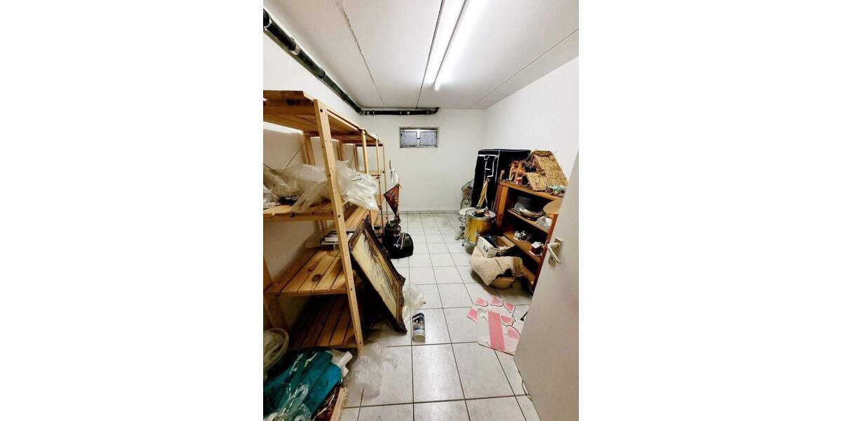 Etagenwohnung Kerpen - 3 Zimmer, 125 m&sup2;, 1.400&euro; | Angebot:25610193