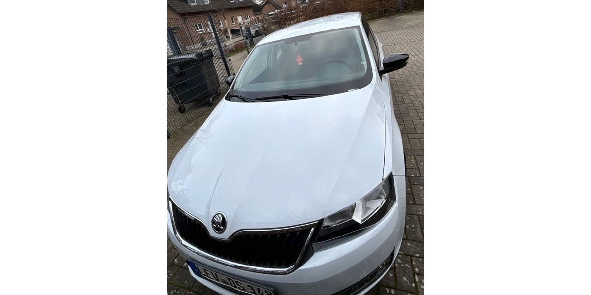 Skoda Rapid 161.000 km 5.950 &euro; Leverkusen 51371