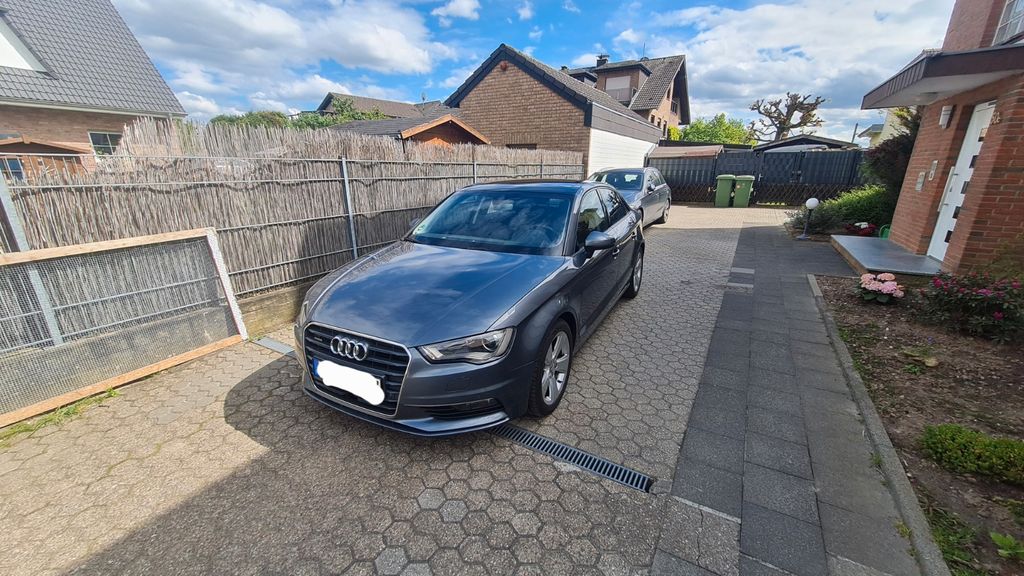 Audi A3 176.000 km 13.200 &euro; Troisdorf 53844