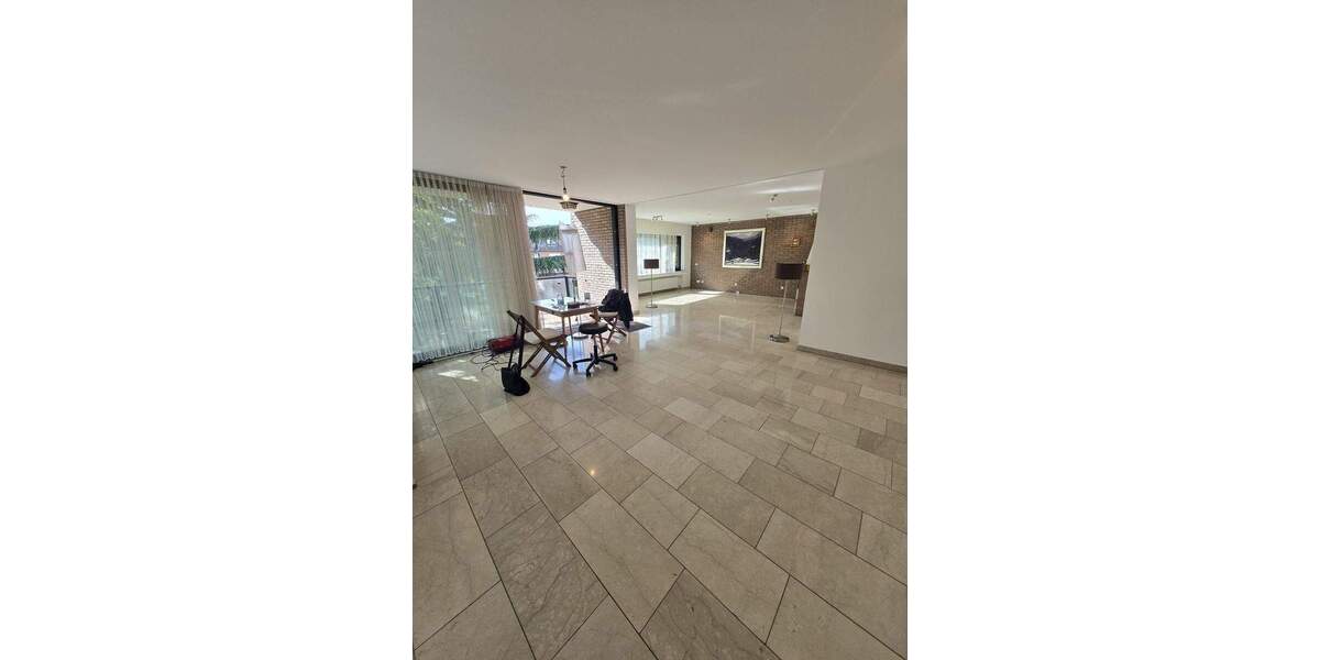 Einfamilienhaus Frechen Habbelrath - 8 Zimmer, 364 m&sup2;, 850.000&euro; | Angebot:24141038