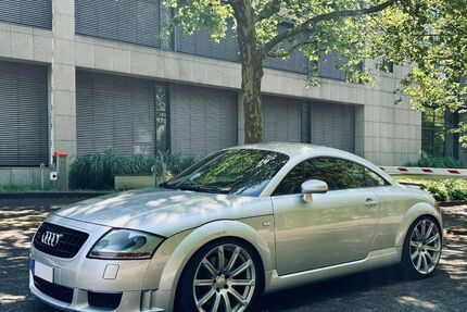 Audi TT 185.000 km 19.000 &euro; Köln 50939