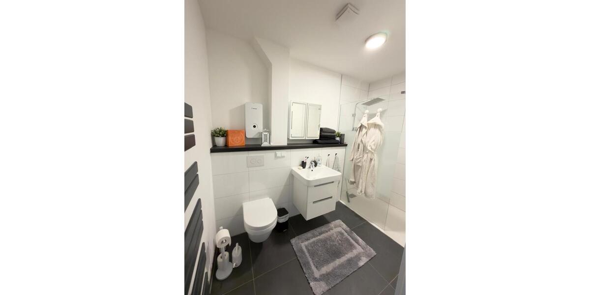 Etagenwohnung Bergheim - 3 Zimmer, 70 m&sup2;, 1.040&euro; | Angebot:25606613