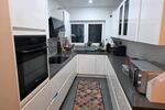 Reihenhaus Grevenbroich - 5 Zimmer, 155 m&sup2;, 2.000&euro; | Angebot:26314337