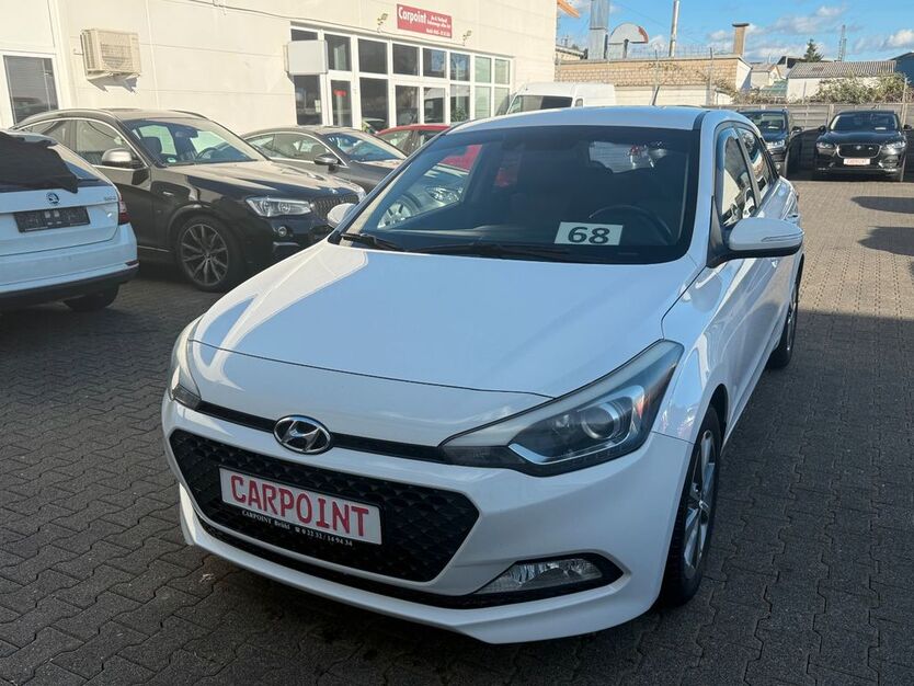 Hyundai i20 180.000 km 5.650 € Brühl 50321
