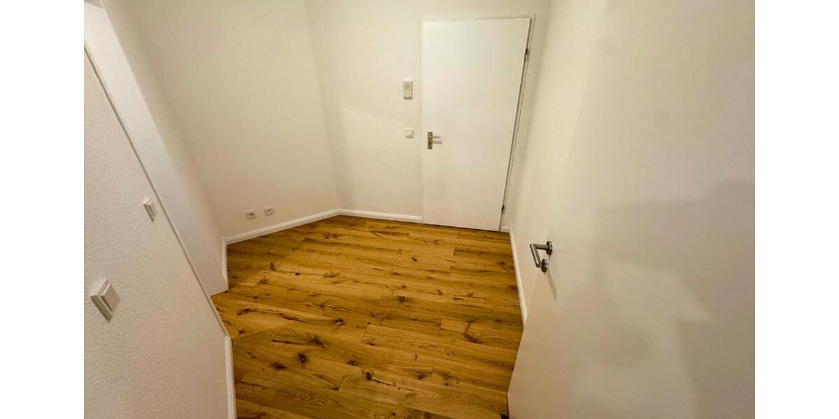 Frisch renovierte stilvolle 2 Zimmer Wohnung in Köln Raderthal mit Parkett und Stellplatz 2 zimmer