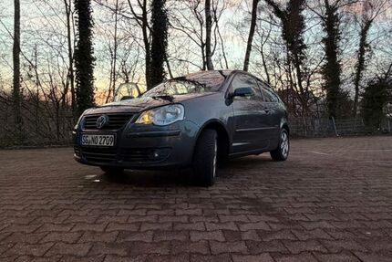 VW Polo 89.000 km 5.499 &euro; Solingen 42697