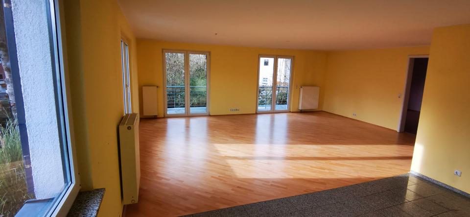 Etagenwohnung Niederkassel - 4 Zimmer, 133 m&sup2;, 439.000&euro; | Angebot:26705269