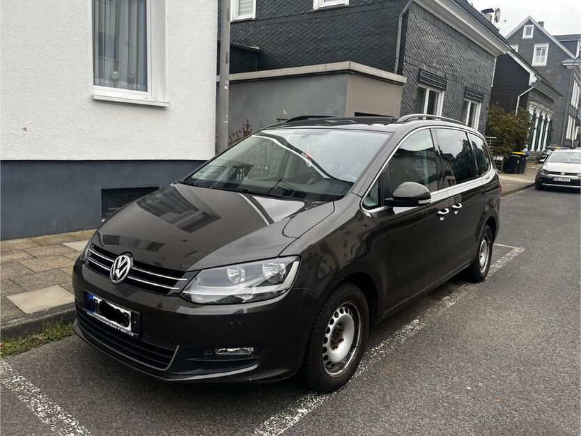 VW Sharan 262.440 km 11.999 € Remscheid 42857