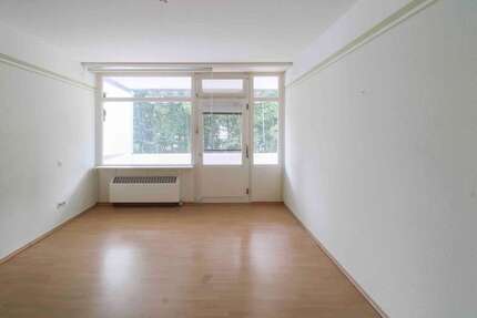 Wohnung zum Kaufen in Bergisch Gladbach 158.000 € 61.15 m² 2.5 zimmer