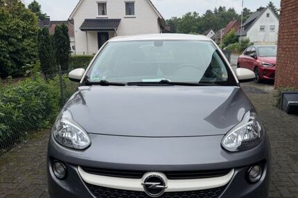 Opel Adam 60.000 km 7.300 &euro; Düsseldorf 40233