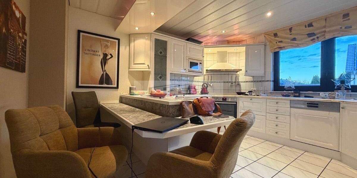 Viel Platz in Hürth-Gleuel: 122 m² Wohnfläche + 94 m² Nutzfläche, mit großem Garten und Garage! 3 zimmer