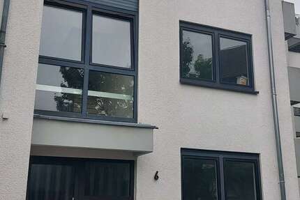 Wohnung zum Kaufen in Bergisch Gladbach 314.000 € 110 m² 4 zimmer