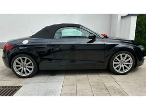 Audi TT Coupe/Roadster 2.0 TFSI Roadster 155.400 km 9.699 &euro; Troisdorf 53844