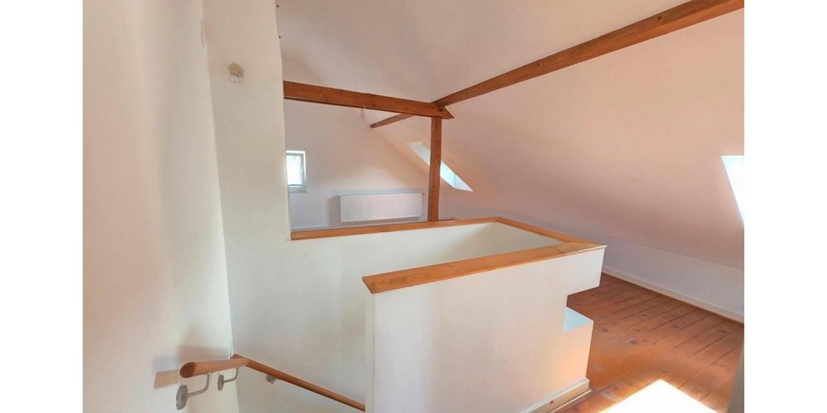 Doppelhaushälfte Köln Mülheim - 7 Zimmer, 145 m&sup2;, 2.400&euro; | Angebot:25157905