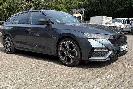 Skoda Octavia 136.000 km 21.500 &euro; Remscheid 42855