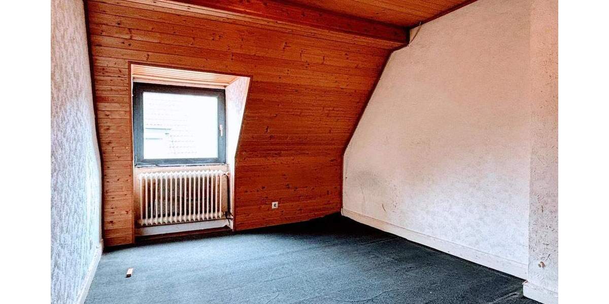 Wohnen mit Raum zur Entfaltung - Reiheneckhaus mit großem Grundstück 4 zimmer