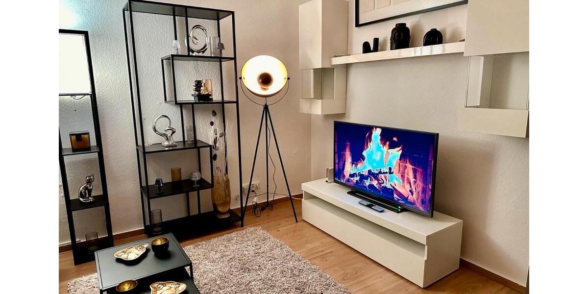 Dachgeschoßwohnung Köln Nippes - 2 Zimmer, 55 m&sup2;, 1.330&euro; | Angebot:25239858