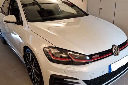 VW Golf 96.000 km 22.900 € Elsdorf 50189