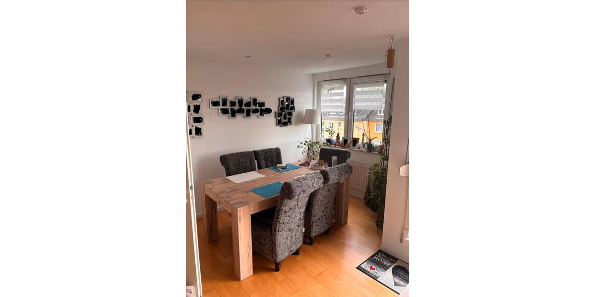 Dachgeschoßwohnung Hilden - 3 Zimmer, 77 m&sup2;, 242.000&euro; | Angebot:26955708