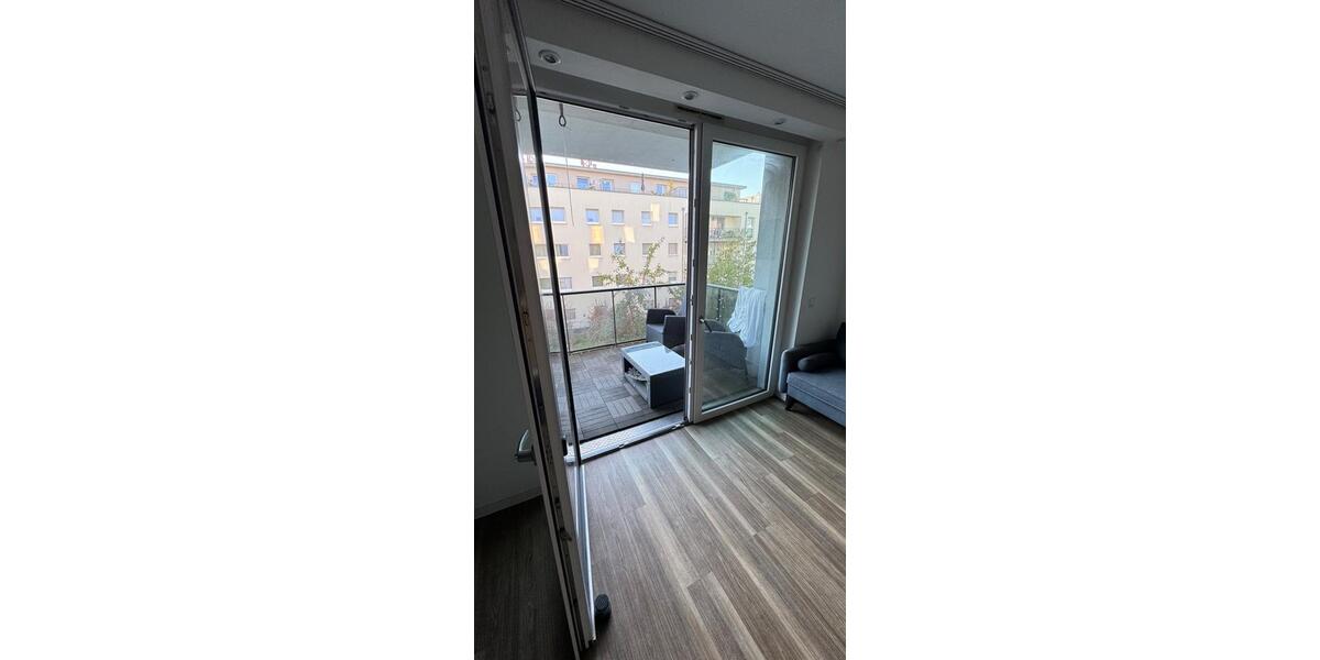 Etagenwohnung Köln Kalk - 1 Zimmer, 14 m&sup2;, 590&euro; | Angebot:27600047