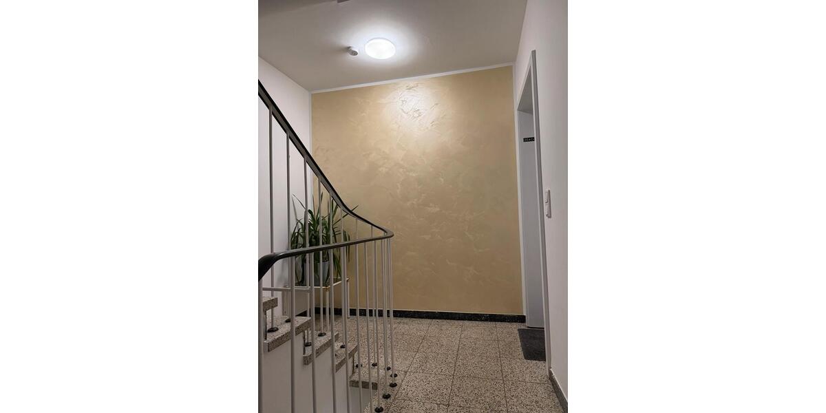 Etagenwohnung Solingen Central - 3 Zimmer, 69 m&sup2;, 1.050&euro; | Angebot:26382989