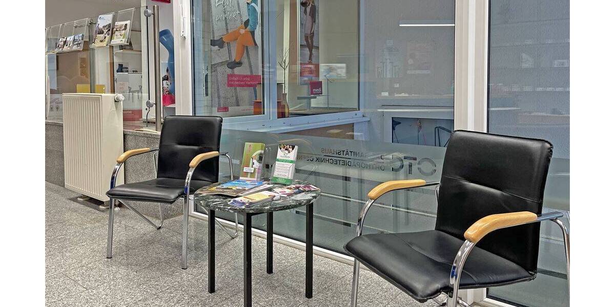 Moderne Gewerbefläche in Toplage in Grevenbroich. Sanitätshaus direkt an der Fußgängerzone 5 zimmer