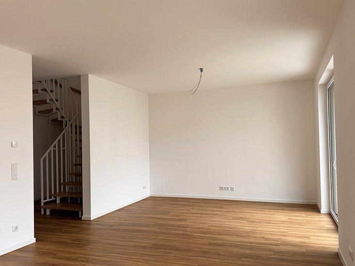 Reihenhaus Düsseldorf Flingern Süd - 4 Zimmer, 135 m&sup2;, 2.700&euro; | Angebot:26196887