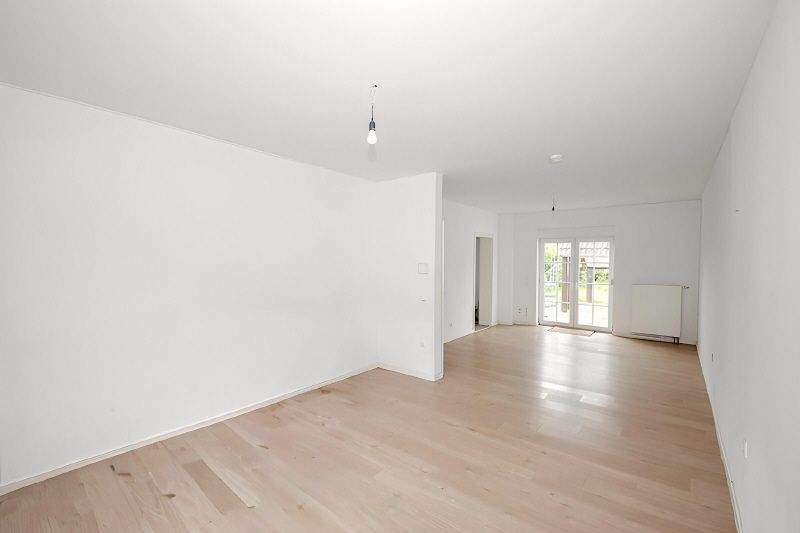 Gepflegtes Reihenhaus mit modernisierter Ausstattung, Garten, Keller und zwei Stellplätzen 5 zimmer