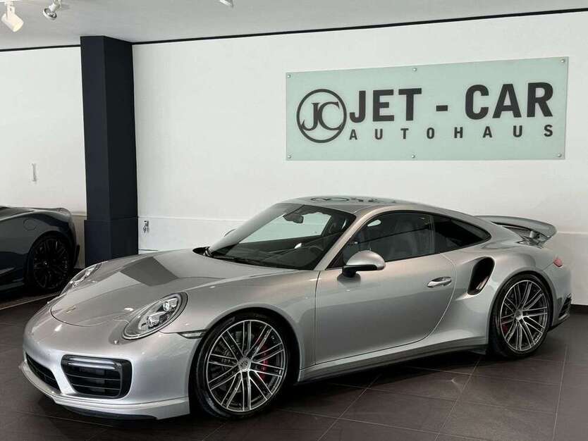 911