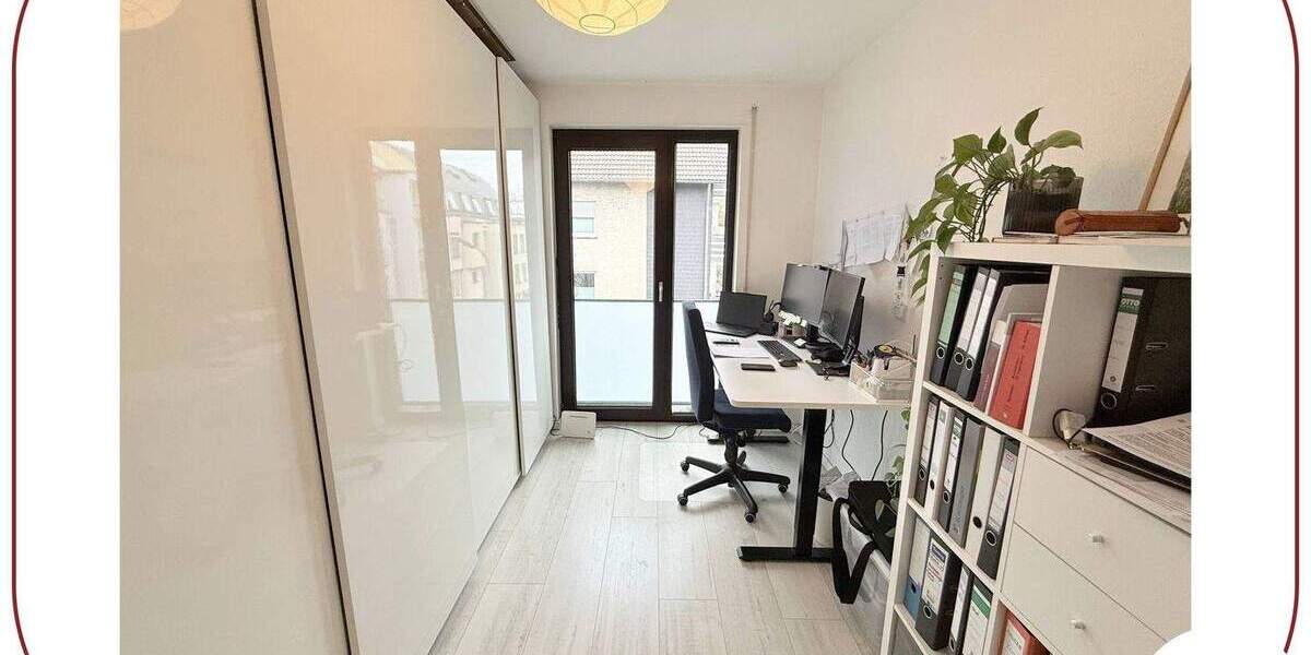 Renovierte 3-Zimmer-Etagenwohnung mit Balkon & Tiefgaragenstellplatz in zentraler Lage von Leichlingen 3 zimmer