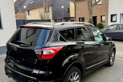 Ford Kuga 59.850 km 17.600 &euro; Leverkusen 51371
