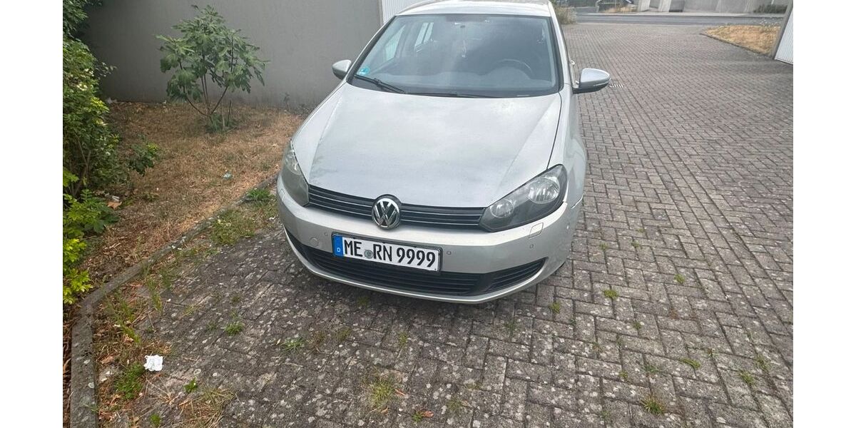 VW Golf 179.000 km 3.000 &euro; Köln 51109