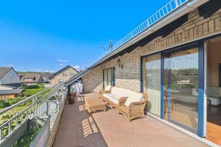 Wohnung Bergheim Auenheim - 5 Zimmer, 180 m&sup2;, 487.000&euro; | Angebot:24305522