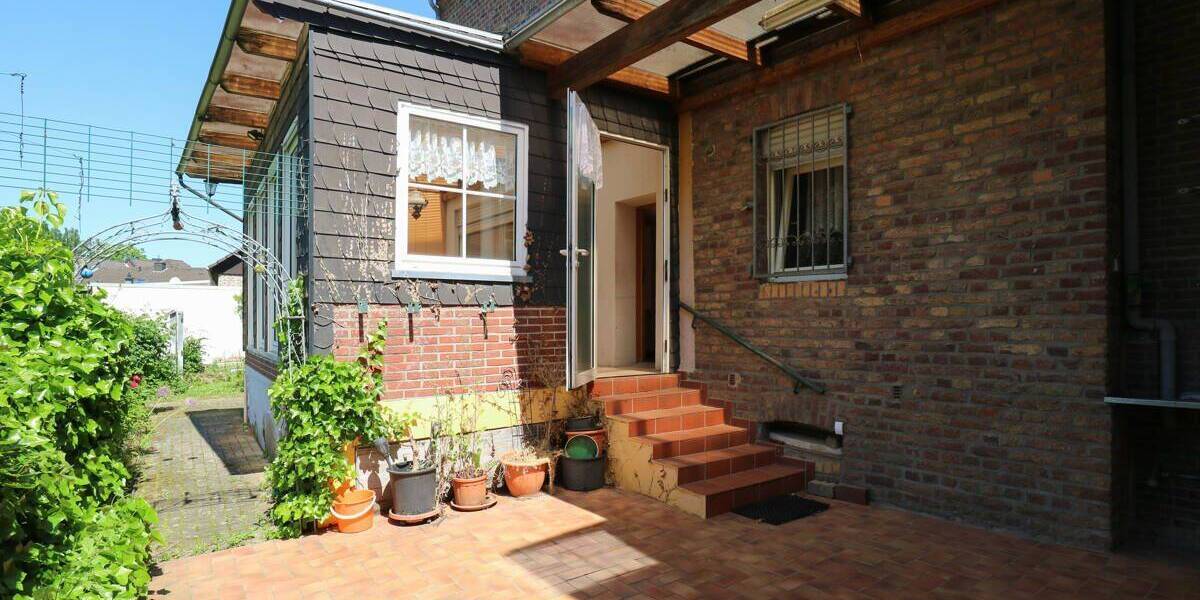 Doppelhaushälfte Rommerskirchen Nettesheim - 7 Zimmer, 178 m&sup2;, 285.000&euro; | Angebot:26875733