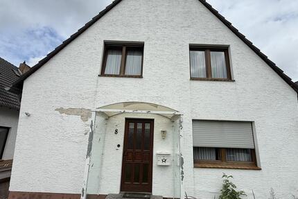 Großzügiges Haus mit Garten, Balkon und wohnlich nutzbarem Kellergeschoss zimmer