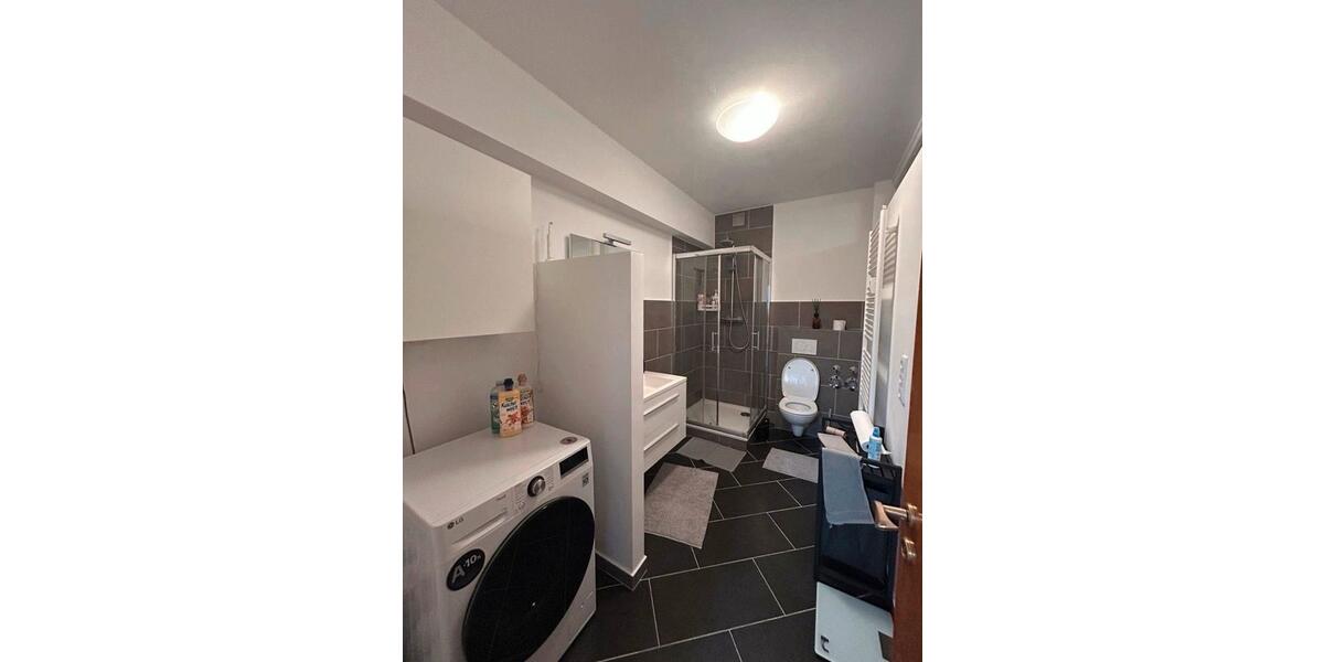 Etagenwohnung Hürth - 3 Zimmer, 111 m&sup2;, 1.400&euro; | Angebot:25333210