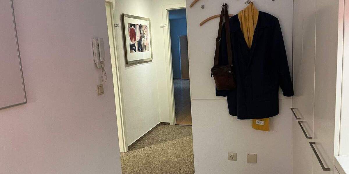 Gewerbeobjekt Köln Sülz - 3 Zimmer, 83 m&sup2;, 410.000&euro; | Angebot:24916409