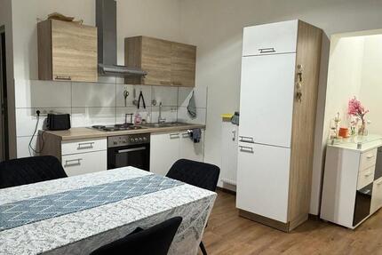 Wohnung Düsseldorf Oberbilk - 2.5 Zimmer, 65 m&sup2;, 1.200&euro; | Angebot:25176280