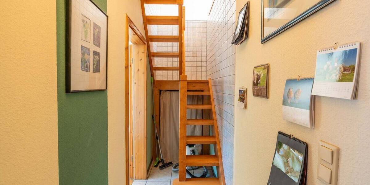 Mehrfamilienhaus, Wohnhaus Erftstadt / Bliesheim Bliesheim - 8 Zimmer, 255 m&sup2;, 769.000&euro; | Angebot:26583297
