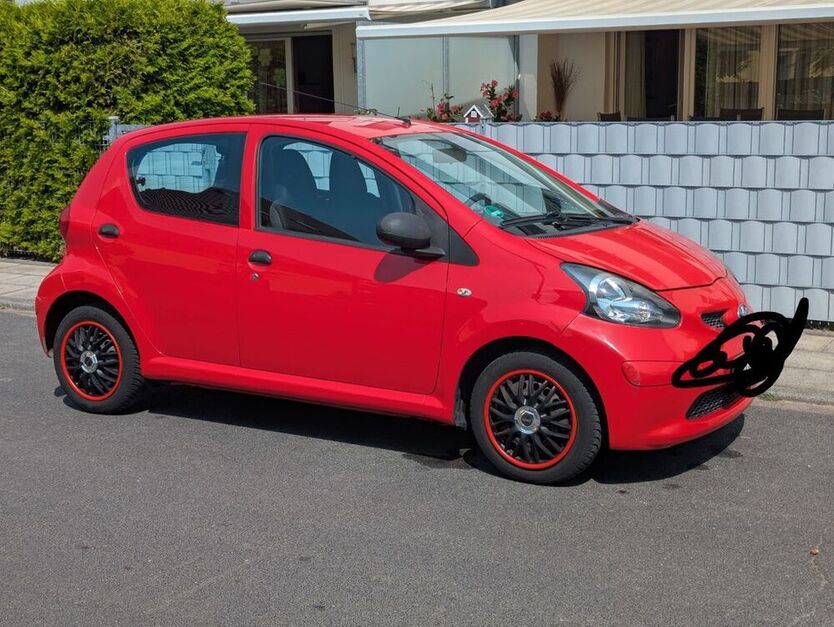Aygo (X)