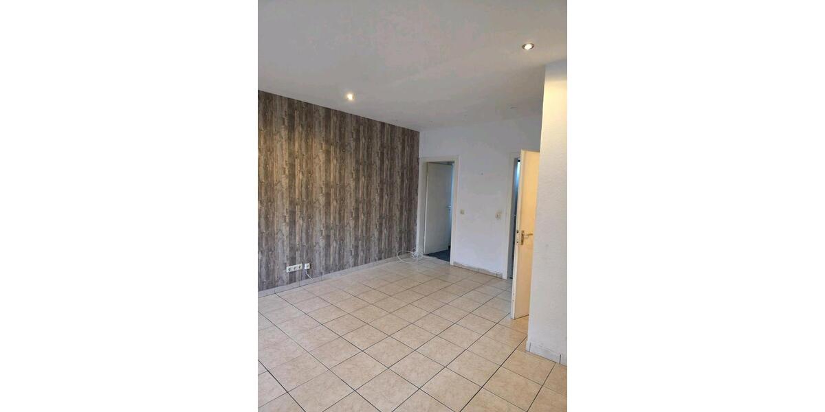 Erdgeschoßwohnung Köln Mülheim - 2 Zimmer, 60 m&sup2;, 850&euro; | Angebot:25645301