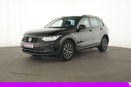VW Tiguan 68.419 km 25.489 &euro; Neuss 41460