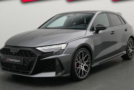 Audi RS3 2.009 km 74.480 &euro; Leverkusen 51373