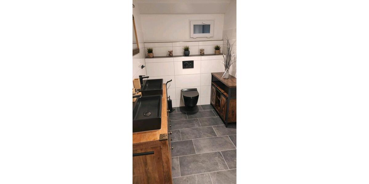 Einfamilienhaus mit Einliegerwohnung zimmer