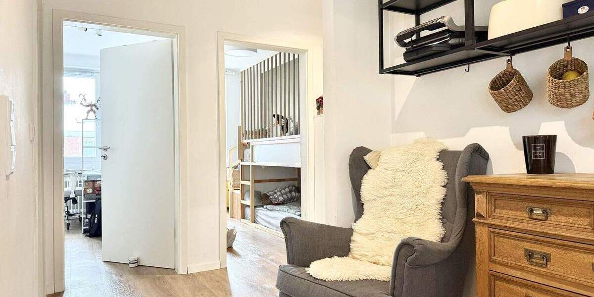 Etagenwohnung Neuss Furth-Mitte - 4 Zimmer, 86 m&sup2;, 269.000&euro; | Angebot:25567390