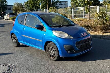 Peugeot 107 70.200 km 4.300 &euro; Neuss 41460