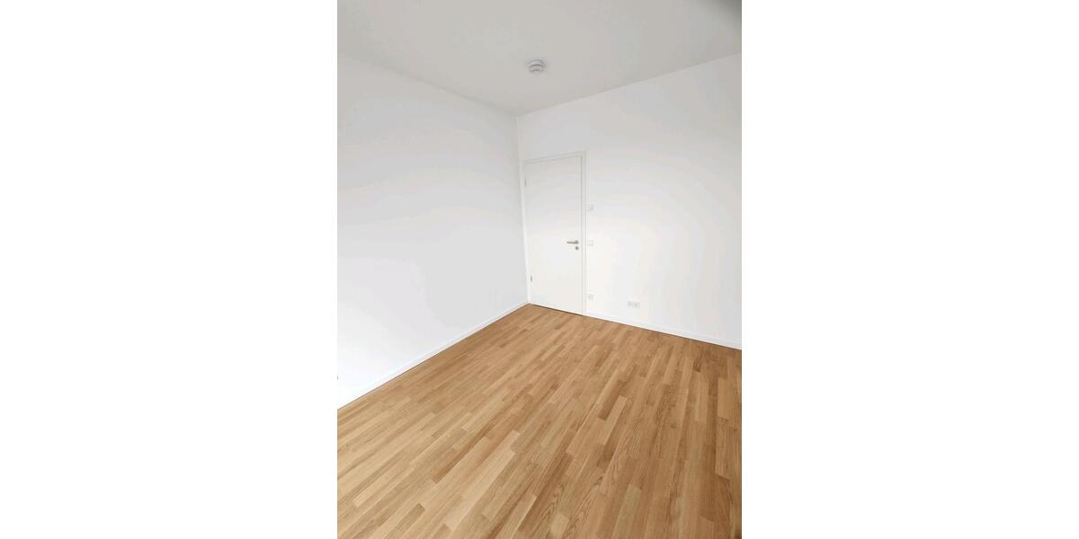 Einfamilienhaus Düsseldorf Heerdt - 3 Zimmer, 74 m&sup2;, 2.225&euro; | Angebot:25312301