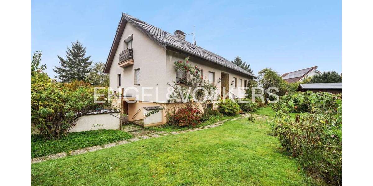 Haus zum Kaufen in Rösrath 595.000 € 253 m² 7 zimmer