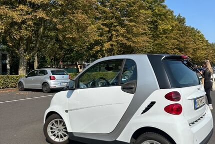 Smart ForTwo 103.300 km 4.500 &euro; Köln 50678