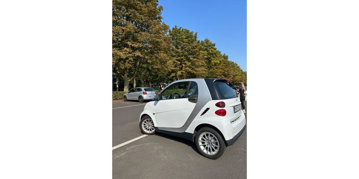 Smart ForTwo 103.300 km 4.500 &euro; Köln 50678